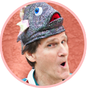Eddie Ed wearing El Fish hat